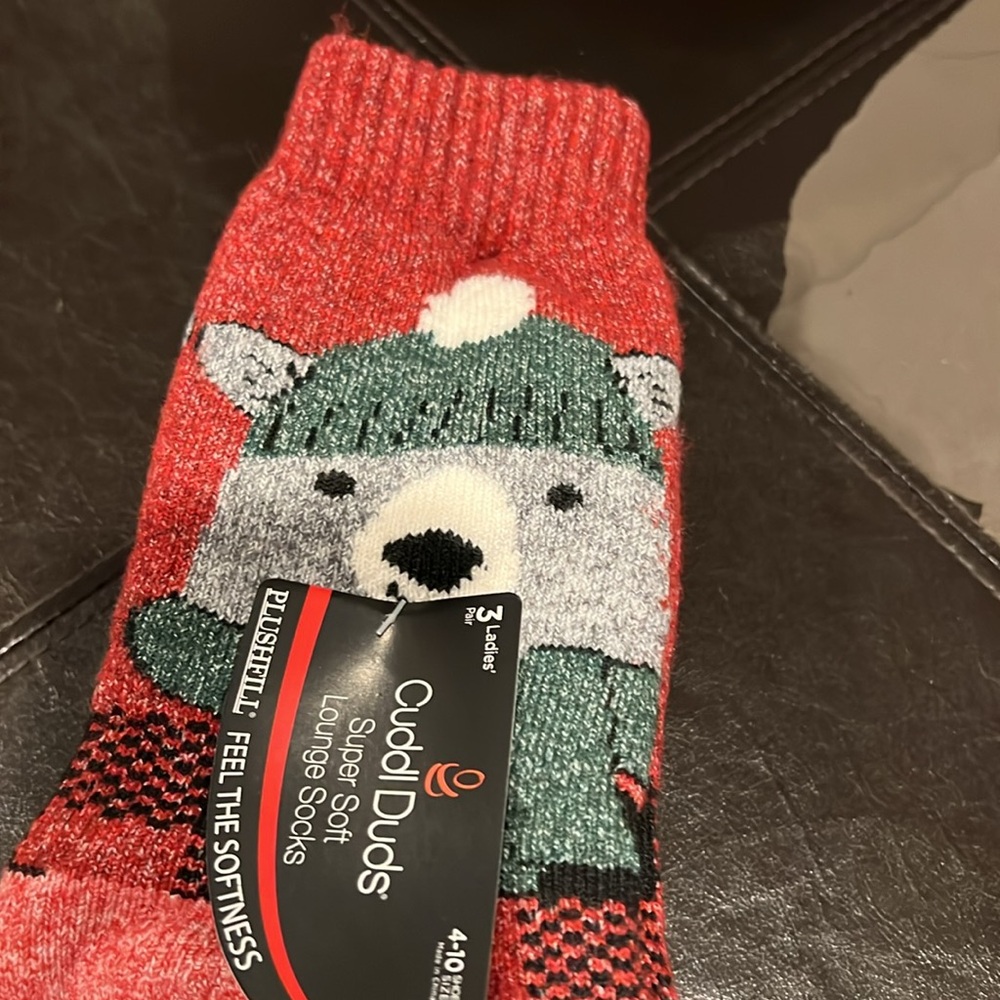 New Set of 3 pairs Cuddl Duds Holiday Lounge Socks 🧦 - Picture 9 of 12
